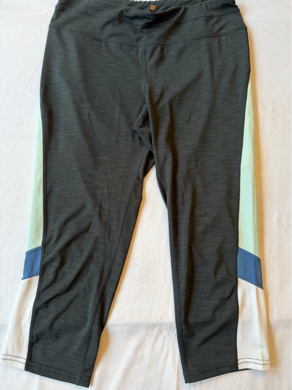 Tangerine Black Heather Capri Leggings with Ice Blue Accent